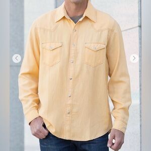 NWT Ryan‎ Michaels Button Down Shirt in Yellow